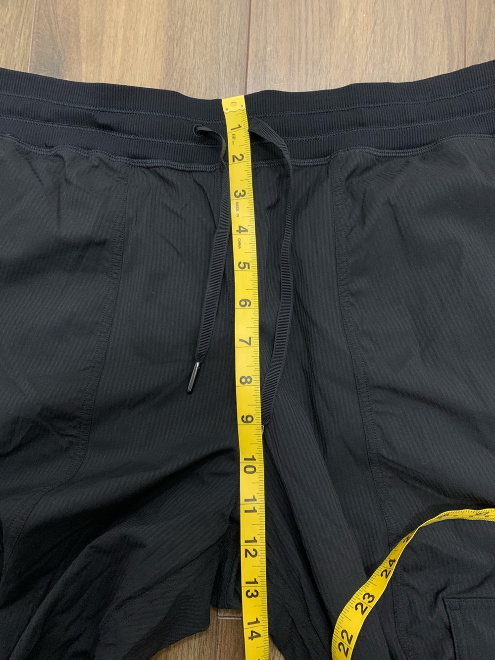 Lululemon Dance Studio Cargo Jogger Relaxed-Fit Mid-Rise black size L (2 of 2) - Picture 10 of 16